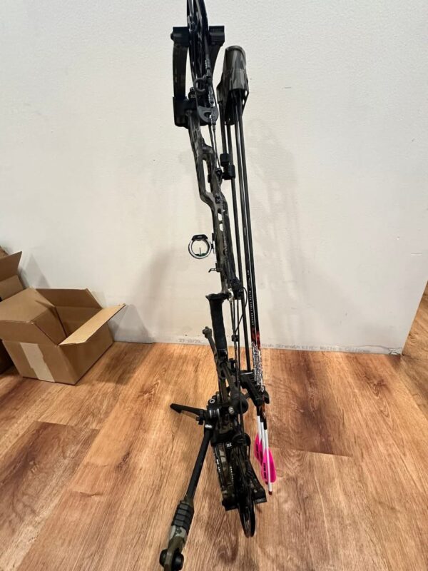 Mathew lift 33